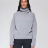 Knitted sweater with cashmere milk